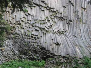 The amazing basalt cliffs