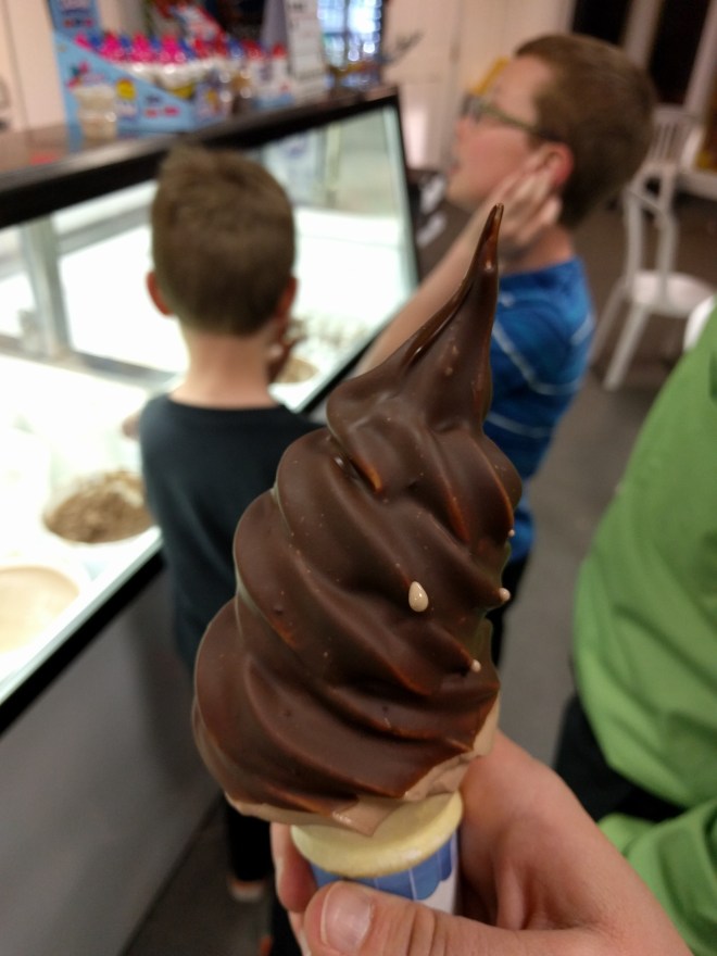 Dairy Dome twist cone